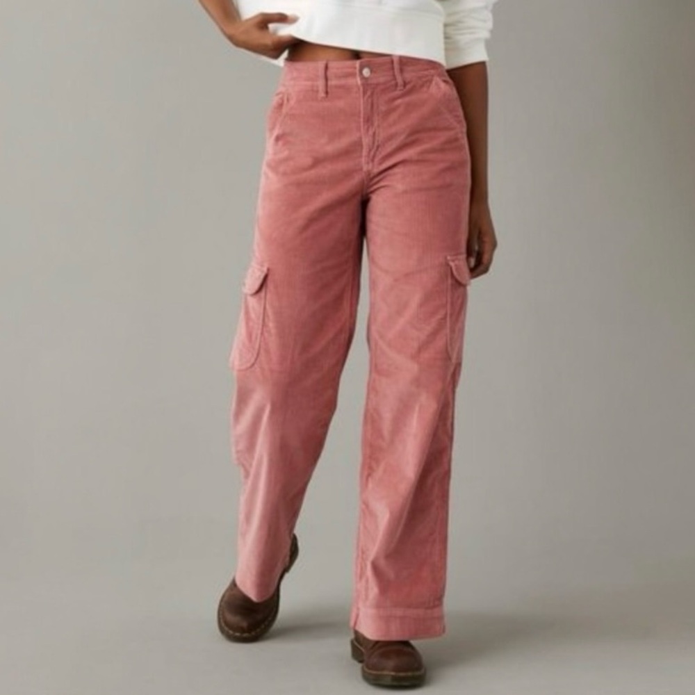 AMERICAN EAGLE  Pink Corduroy Cargo Jeans Sz 8 - Picture 2 of 15